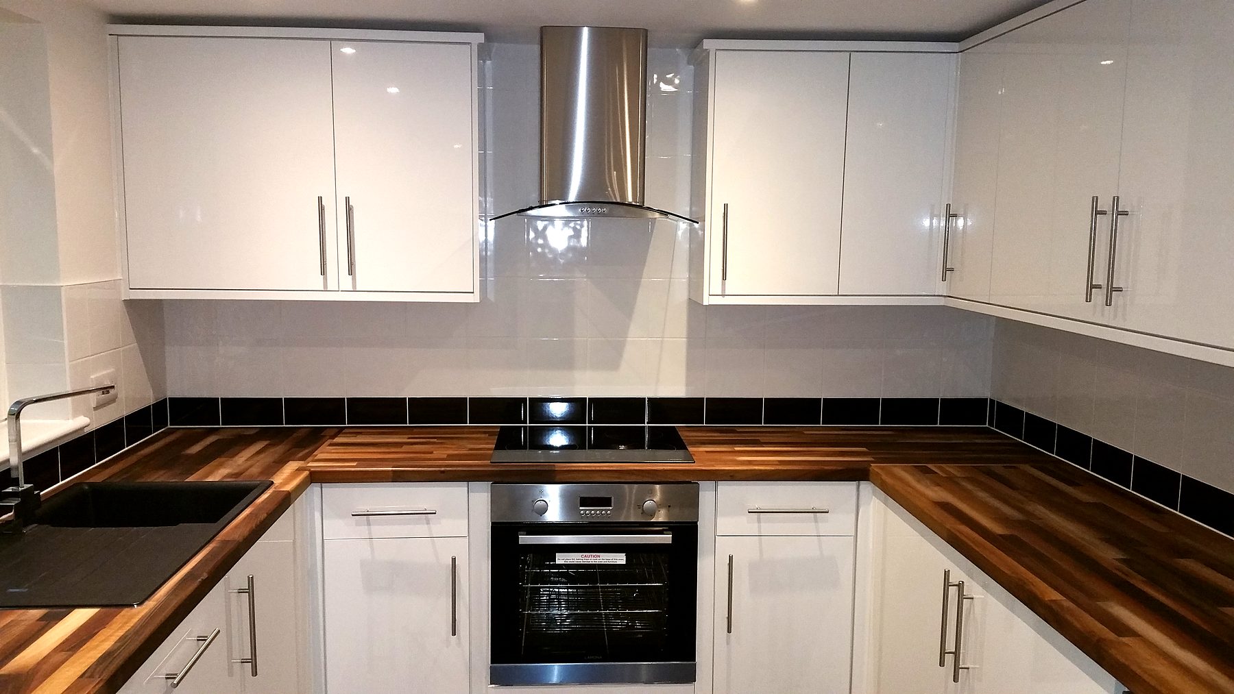 Fitted kitchen inside the light gauge steel showhouse